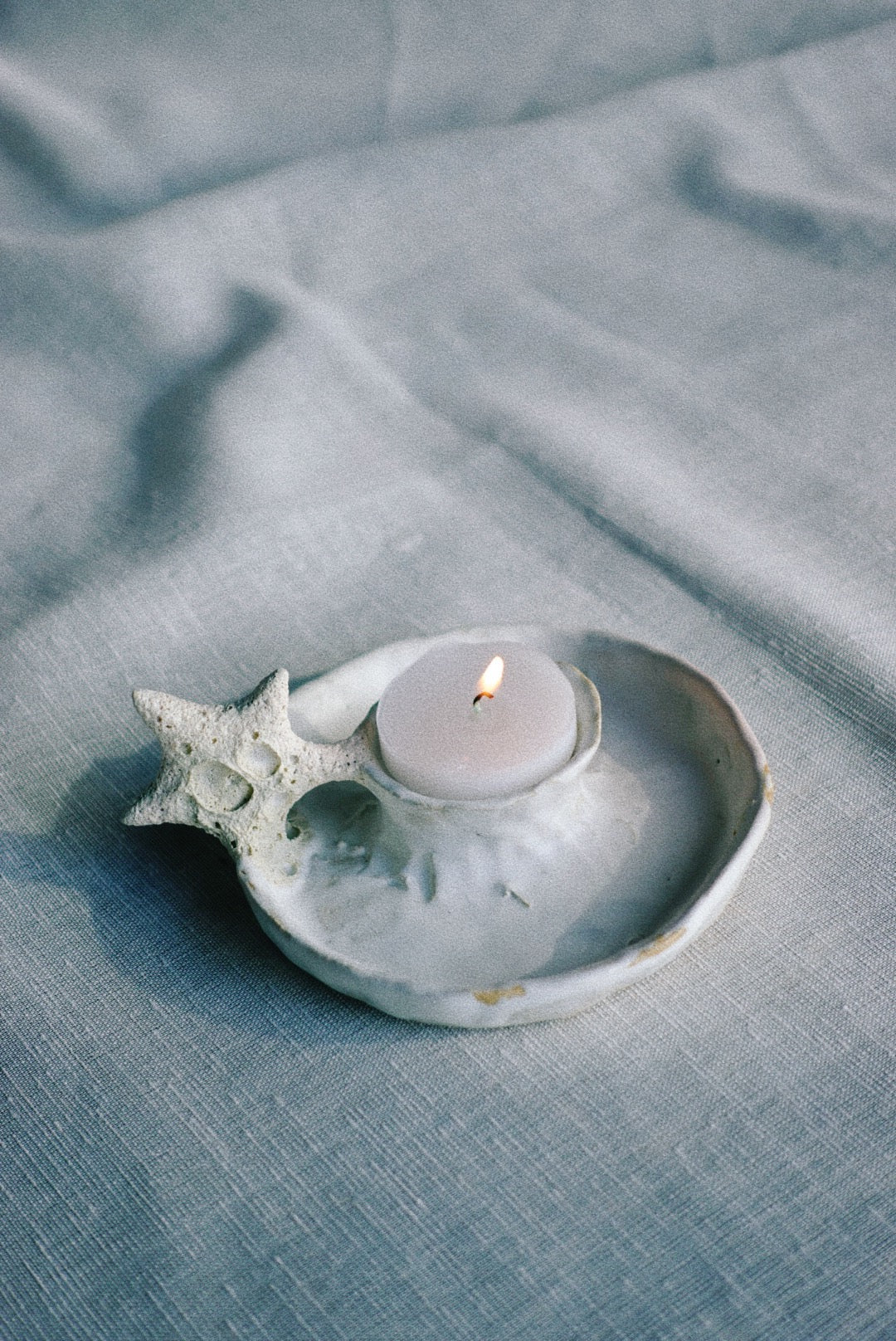 Moon candle holder