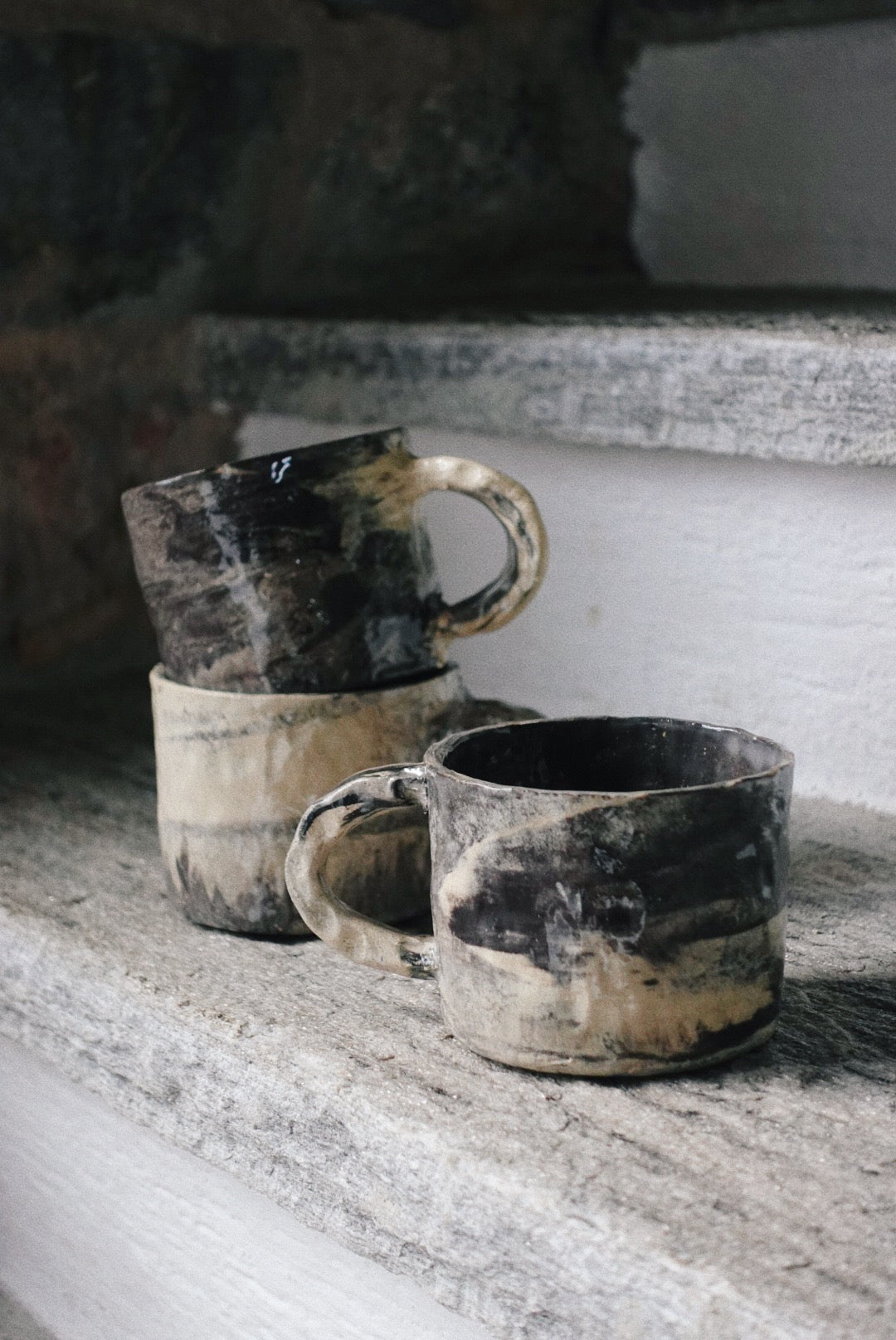 Obsidian vein mug