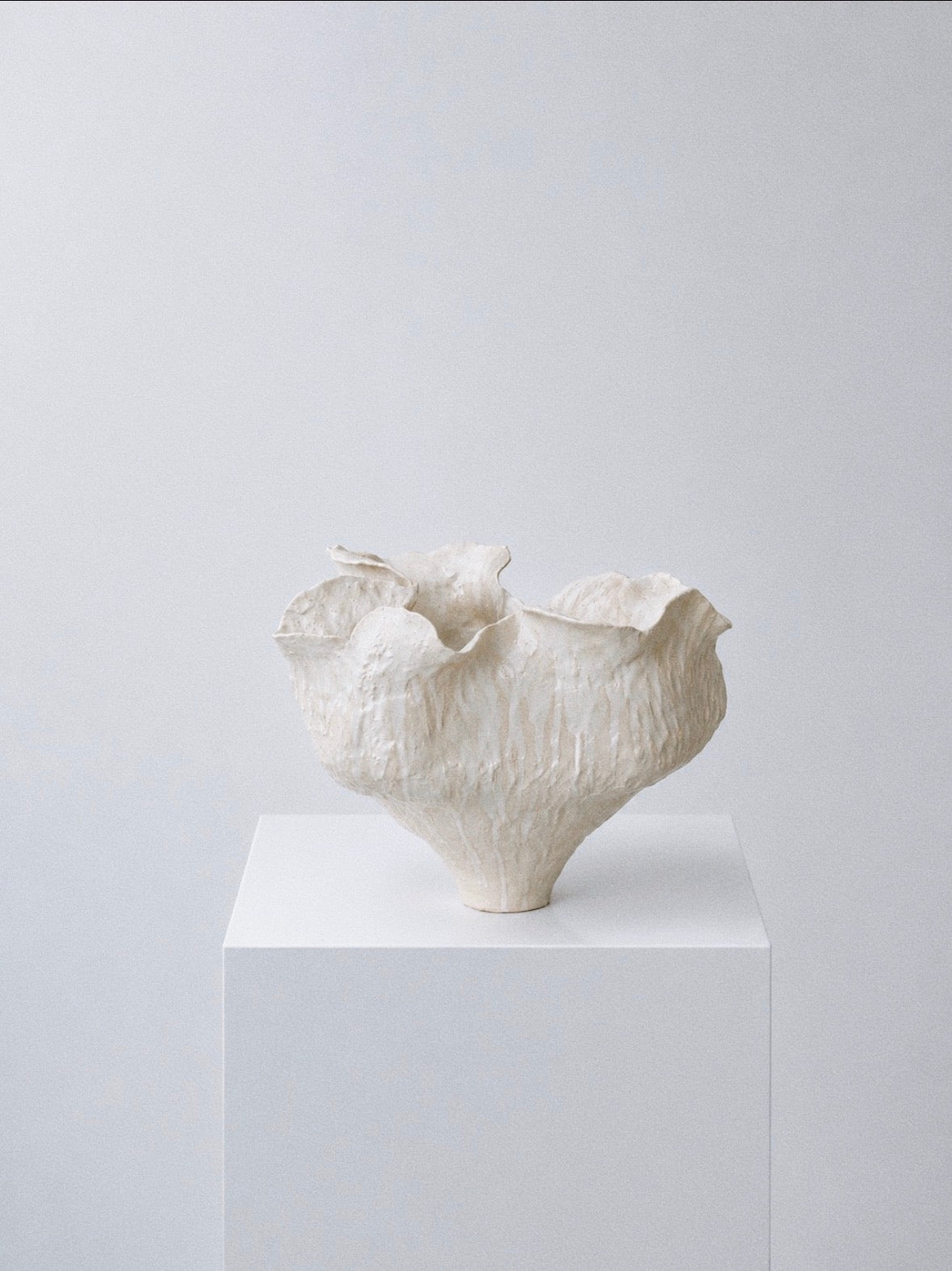 Flower vase 09