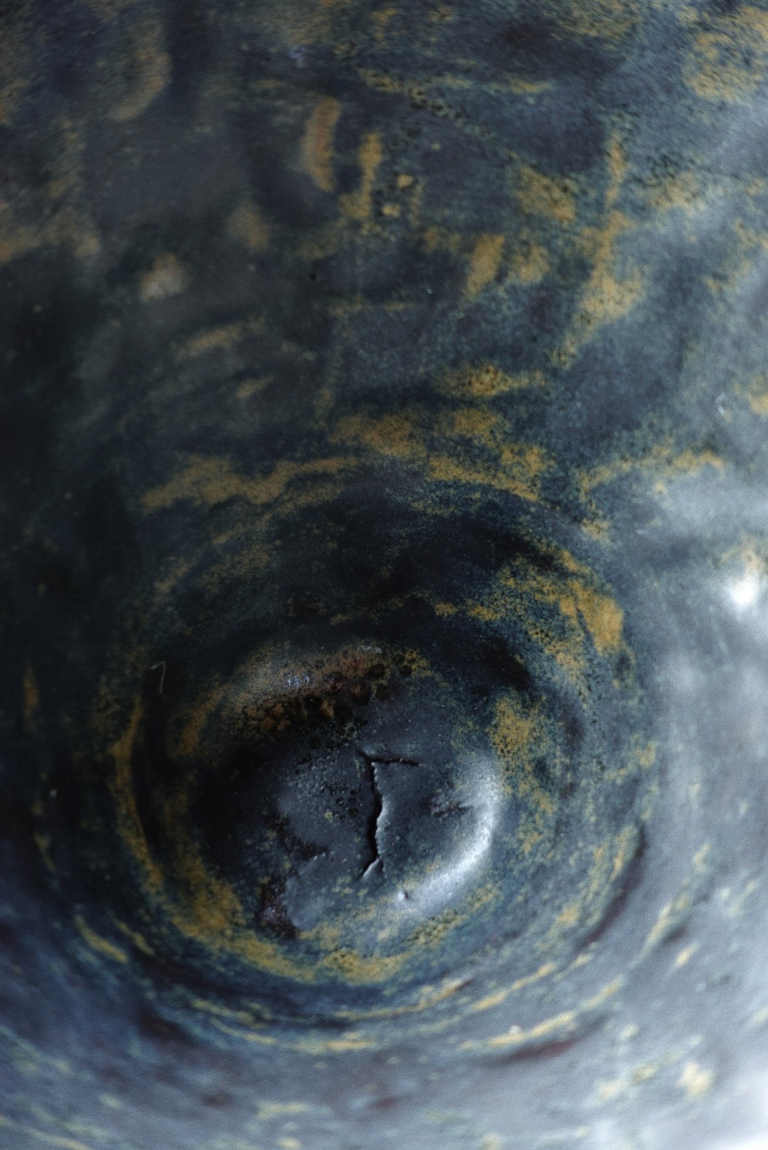 Black salamander bowl