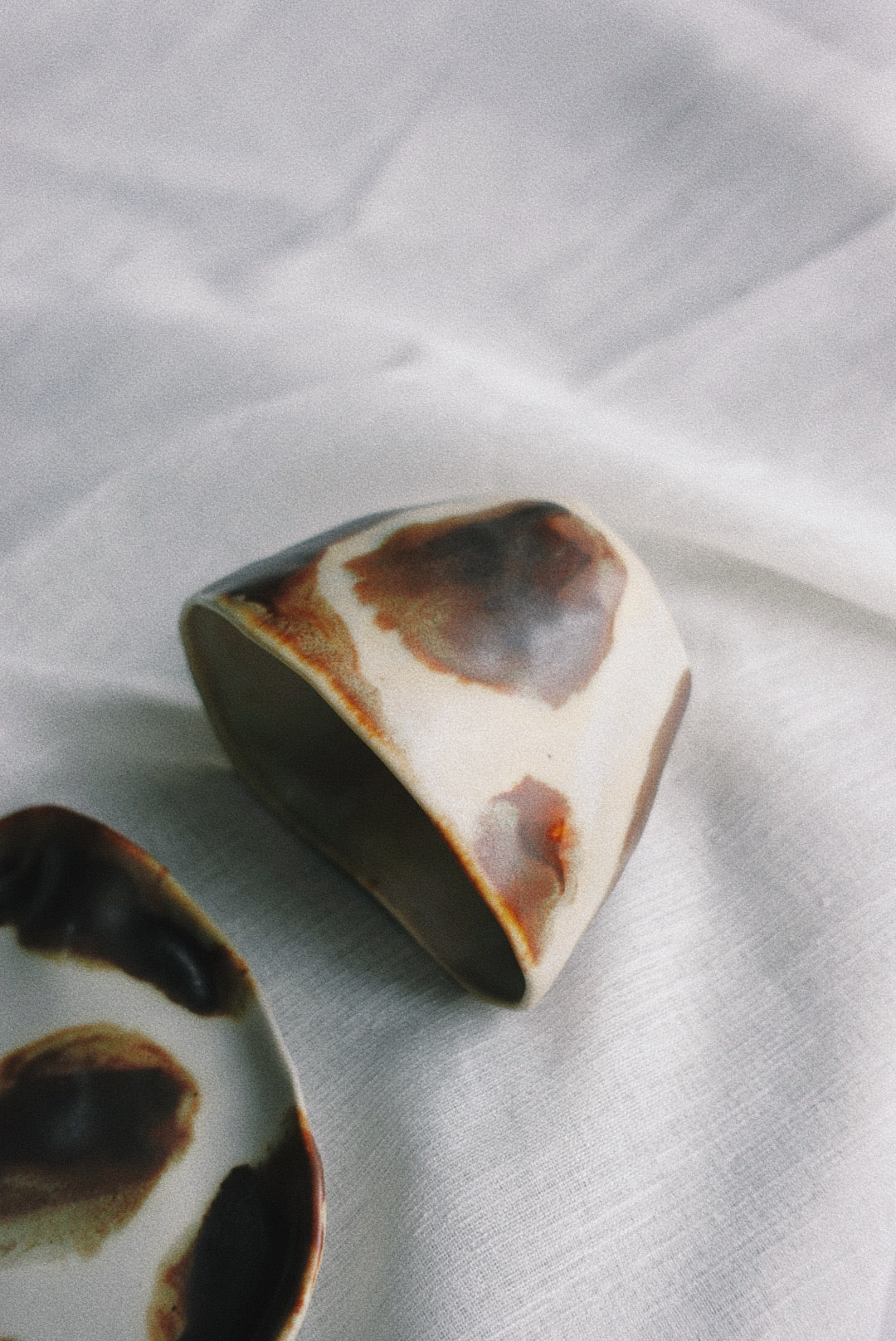 Amber cup