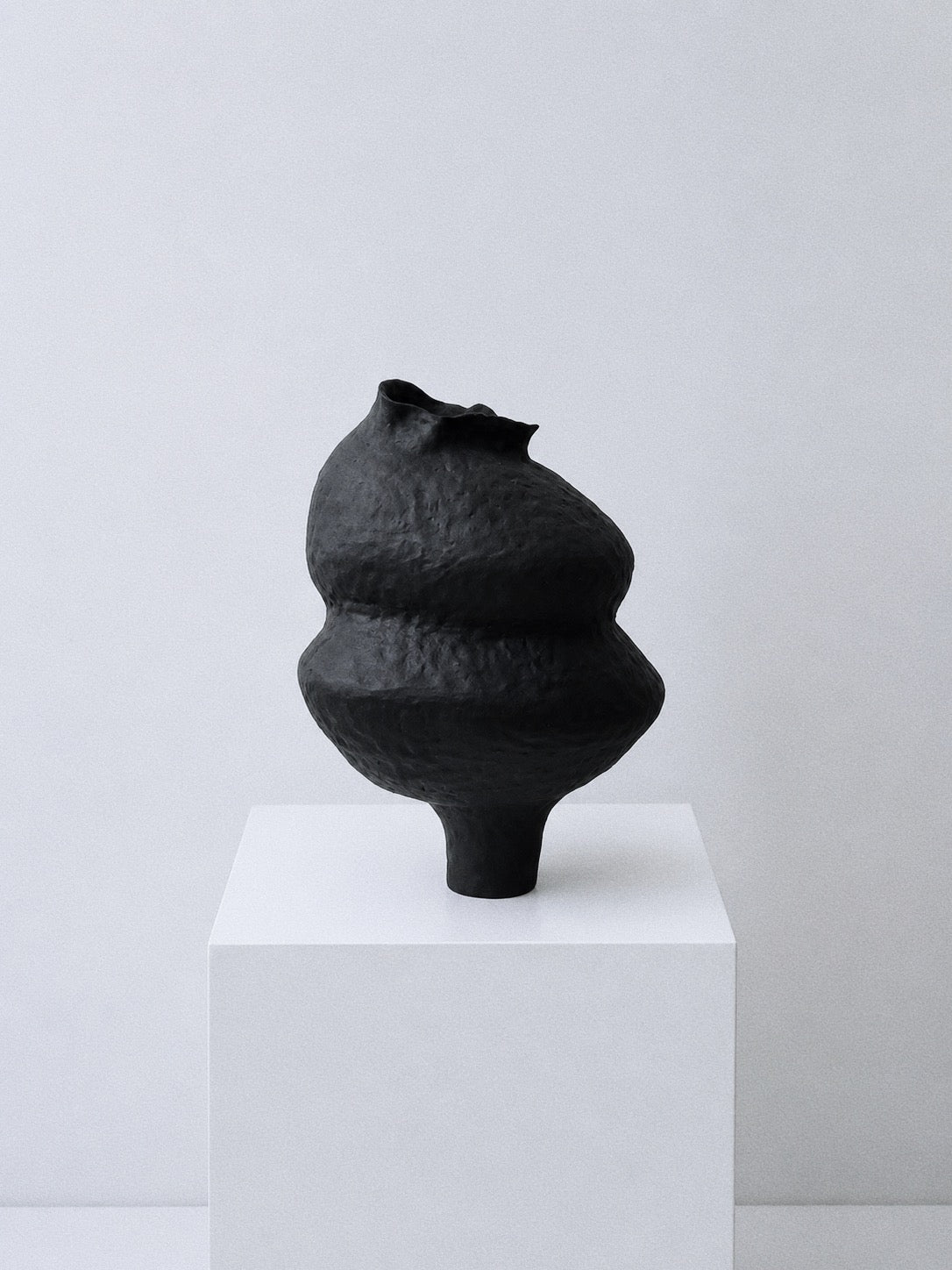 Eloisa vase 01