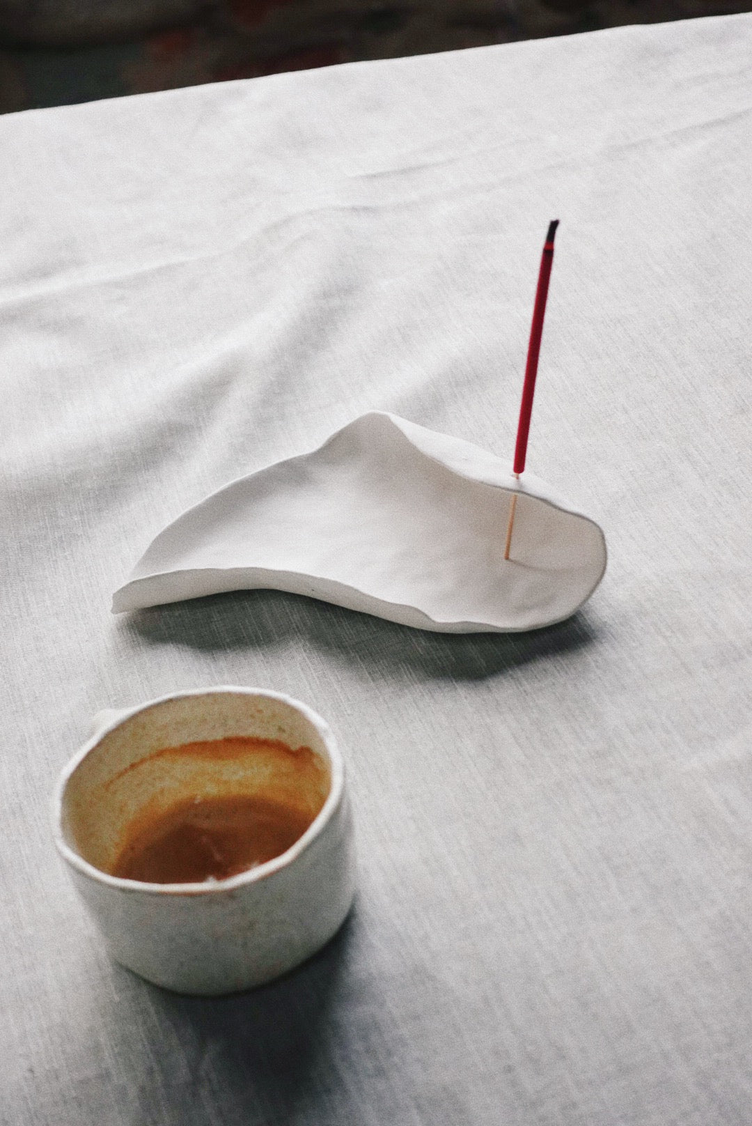 Concha incense holder