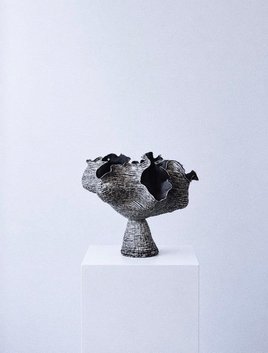 Flower vase 10