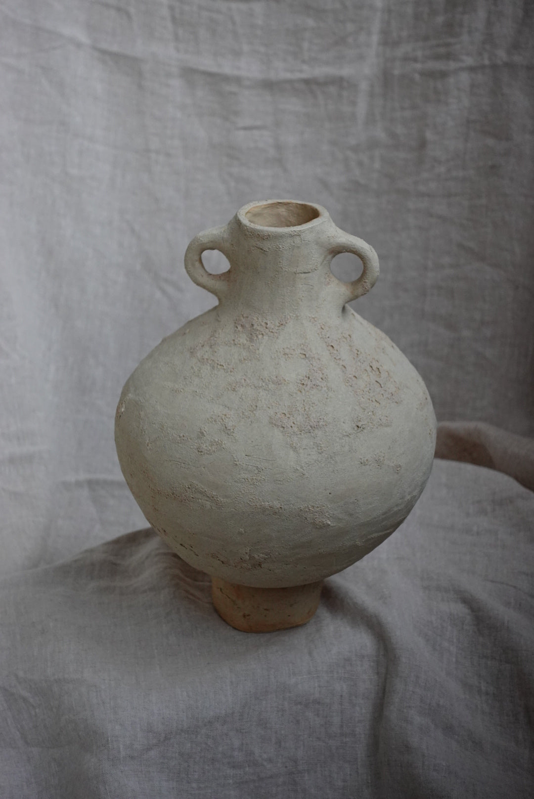 Anfora vase